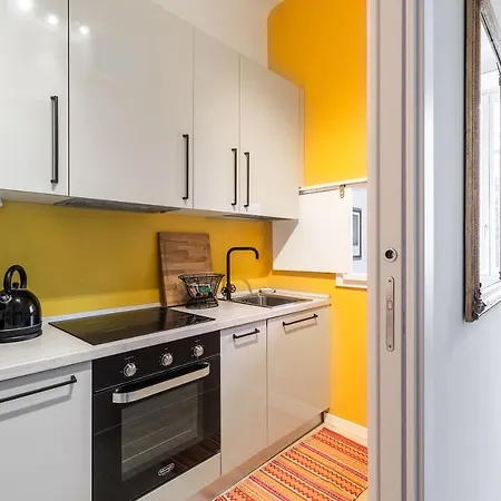 West-park With Parking By Solutions